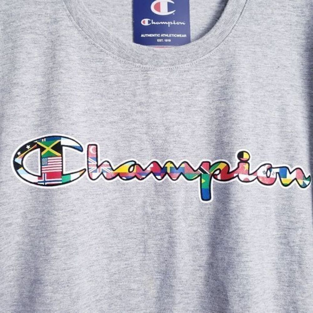 Champion - Picture 3 of 6